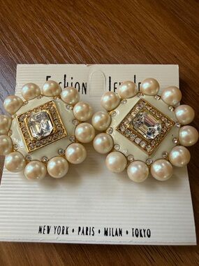 Pearl and Crystal Statement Clip-On Earrings - Cream and Gold